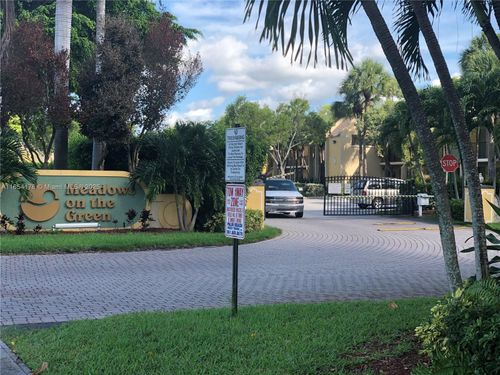 1823-1823 Meadows Cir W, Boynton Beach, FL, 33436-9233 | Card Image