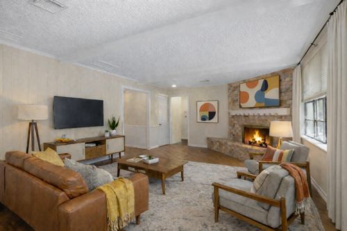 711 Rosewood Dr, Shenandoah, TX, 77381-1036 | Card Image