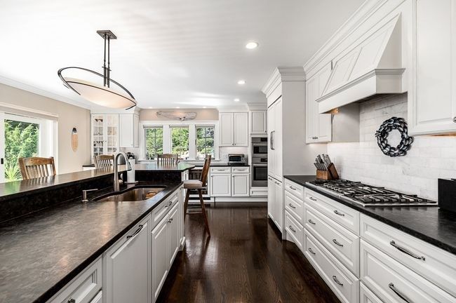 3 Fortune Ln, House other with 4 bedrooms, 5 bathrooms and 4 parking in Gloucester MA | Image 13