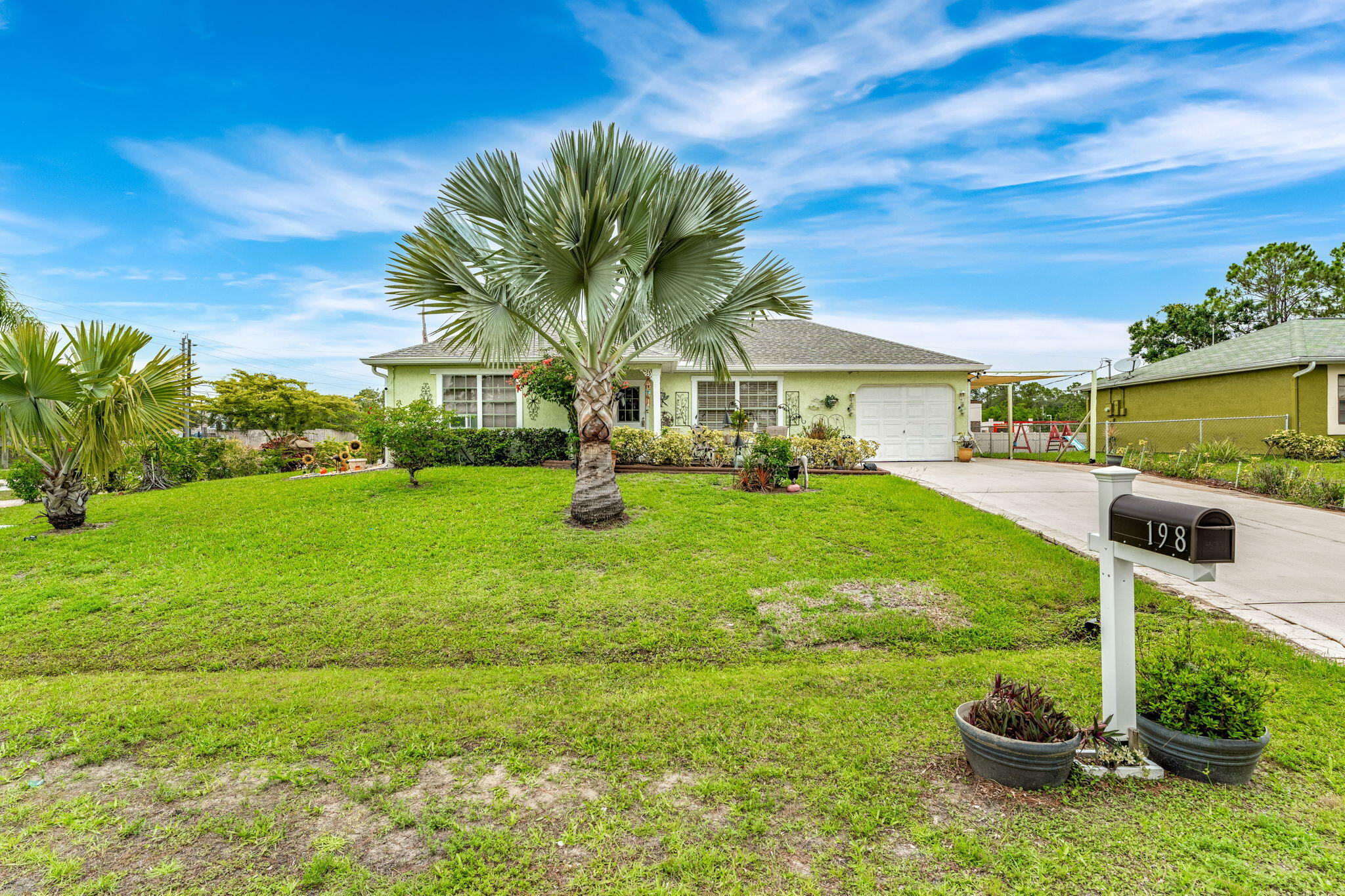 White Rd, Palm Bay, FL 32908