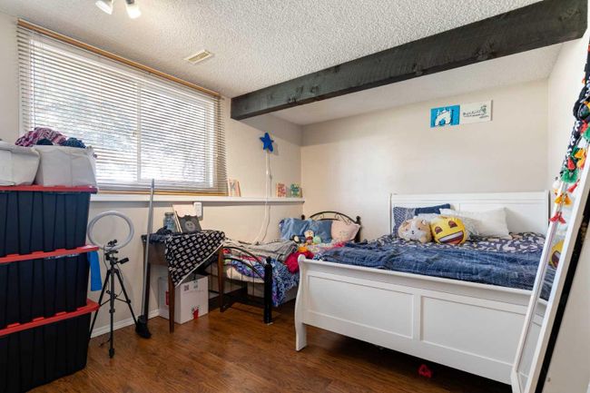 107 Pinemont Bay Ne, Home with 2 bedrooms, 1 bathrooms and 1 parking in Calgary AB | Image 11