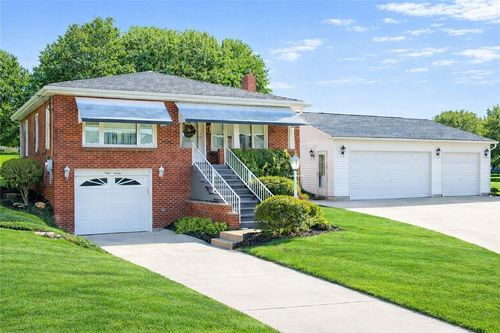 180 Hilltop Lane, Canton Twp, PA, 15301 | Card Image