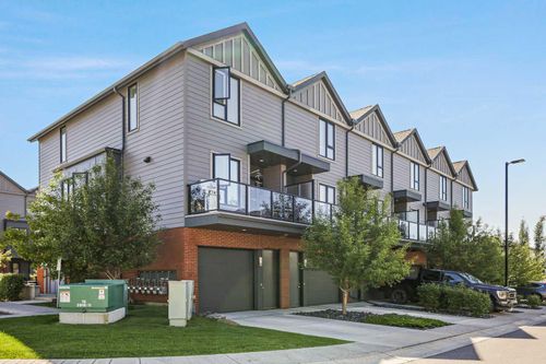 502 Drake Landing Wynd, Okotoks, AB, T1S5R1 | Card Image