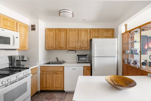 1007-102 Bradhurst Ave, New York, NY, 10039-0098 | Card Image