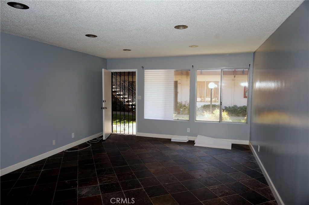 Residential in Long Beach 4