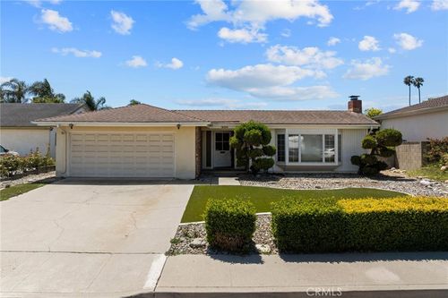 620 Janetwood Dr, Oxnard, CA, 93030-3524 | Card Image