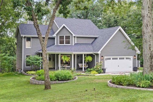 507 Sangamon Ln, Dixon, IL, 61021-8137 | Card Image