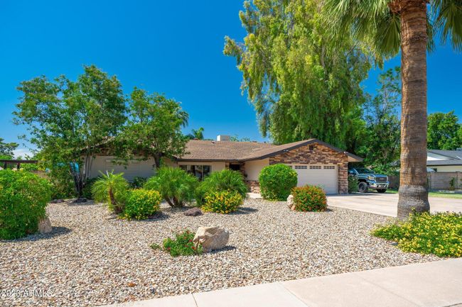 8621 E Highland Avenue, House other with 4 bedrooms, 2 bathrooms and null parking in Scottsdale AZ | Image 3