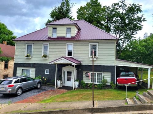 321 Little Ave, Ridgway, PA, 15853-1220 | Card Image