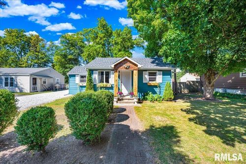 12903 W Center St, Hanna City, IL, 61536-8079 | Card Image