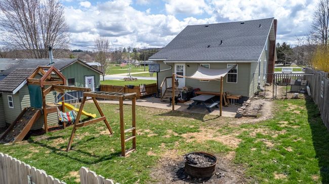 Backyard | Image 33