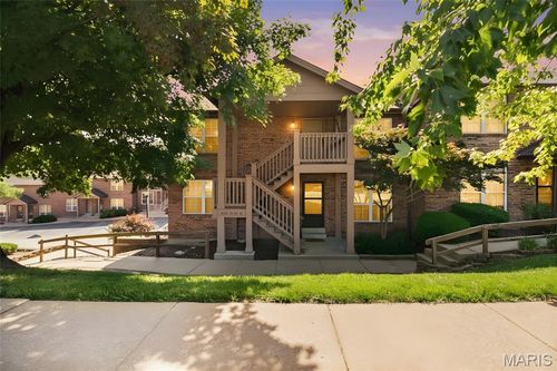 2452 Fowler Ave, Saint Louis, MO, 63114-1961 | Card Image