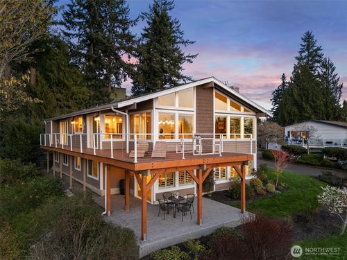 9219 60th Ave W, Mukilteo, WA, 98275-3555 | Card Image