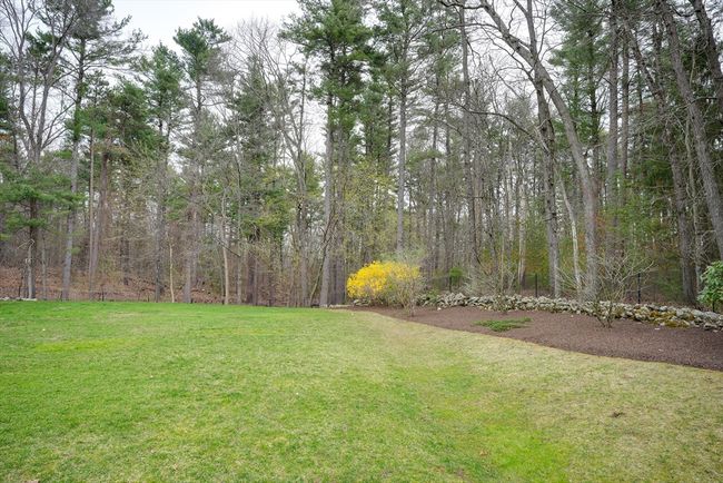 391 Concord Rd, House other with 4 bedrooms, 4 bathrooms and 6 parking in Marlborough MA | Image 39
