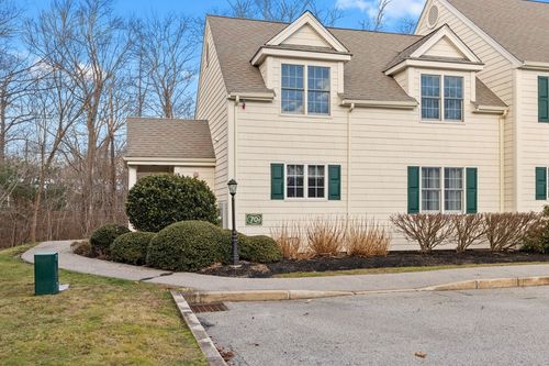 apt-1-70 Chief Justice Cushing Hwy, Hingham, MA, 02043-2026 | Card Image