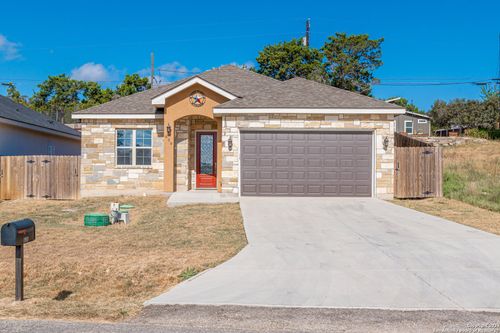 639 Hummingbird Hill, Canyon Lake, TX, 78133 | Card Image