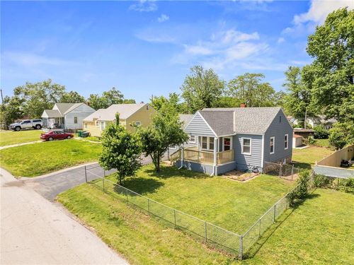 1306 Gibbs Rd, Kansas City, KS, 66103-1644 | Card Image