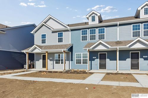 4719 E 21st Ave, Fremont, NE, 68025-2900 | Card Image