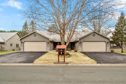 553 Cedar Ct, Taylors Falls, MN, 55084-1166 | Card Image