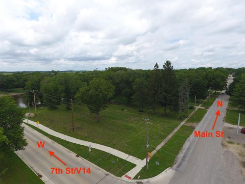 732 Main St, Janesville, IA, 50647-7743 | Card Image