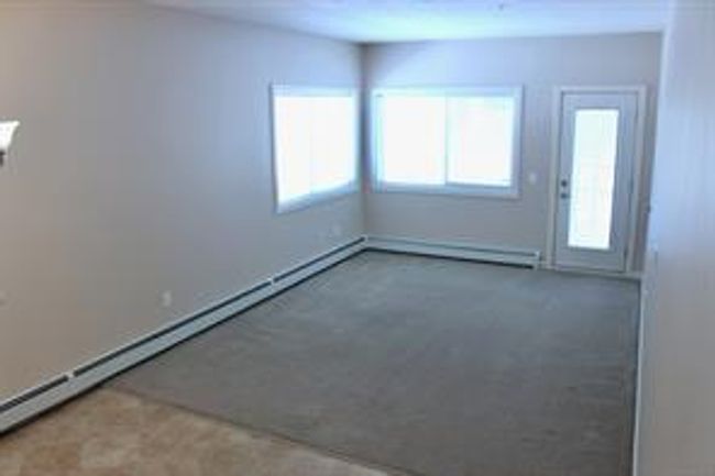 102 - 109 Seabolt Dr, Condo with 2 bedrooms, 2 bathrooms and 2 parking in Hinton AB | Image 8