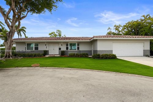 608 1st Key Dr, Fort Lauderdale, FL, 33304-3802 | Card Image