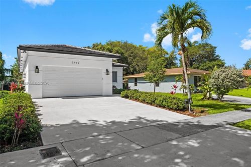 2962 Nw 10th Ct, Fort Lauderdale, FL, 33311 | Card Image