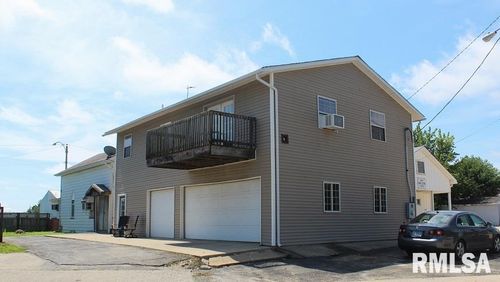 104 Front St, Galva, IL, 61434-1368 | Card Image