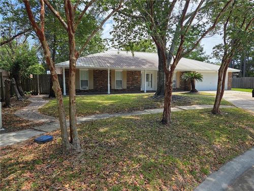 207 Sydney Cir, Slidell, LA, 70458-1543 | Card Image