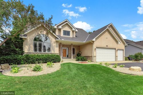 6911 Cambridge Rd, Shakopee, MN, 55379-7036 | Card Image