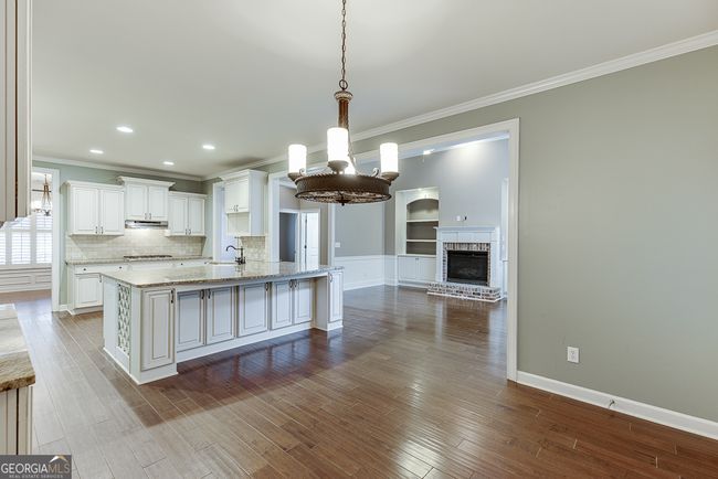 7056 Dove Point Ln, House other with 4 bedrooms, 3 bathrooms and null parking in Hoschton GA | Image 15