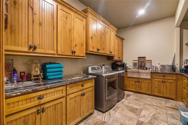 9474 Fm 524 Rd, Home with 5 bedrooms, 5 bathrooms and 3 parking in Sweeny TX | Image 38