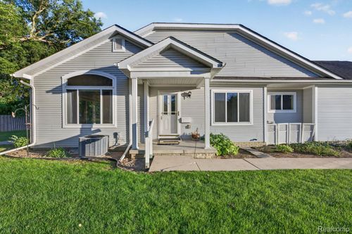 36-100 Aberdeen Dr, Flushing, MI, 48433-2660 | Card Image