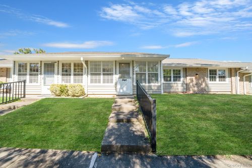 unit-b-269 Berwick Ct, Ridge, NY, 11961-1100 | Card Image