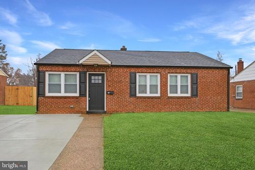 215 Sykes Rd, NEW CASTLE, DE, 19720-1813 | Card Image