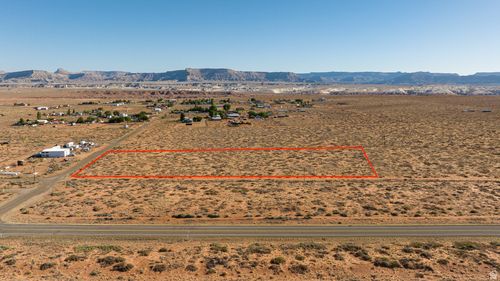 26-26 Front Ave, Kanab, UT, 84741 | Card Image