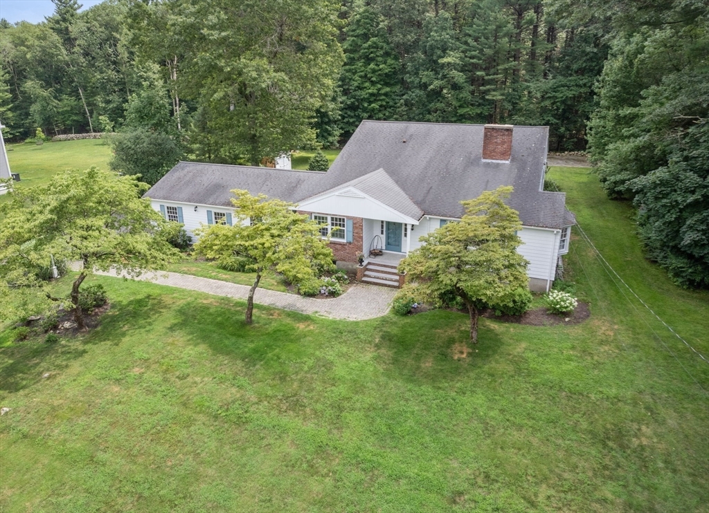 Farm Ln, Westwood, MA 02090