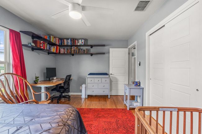 Secondary bedroom | Image 22