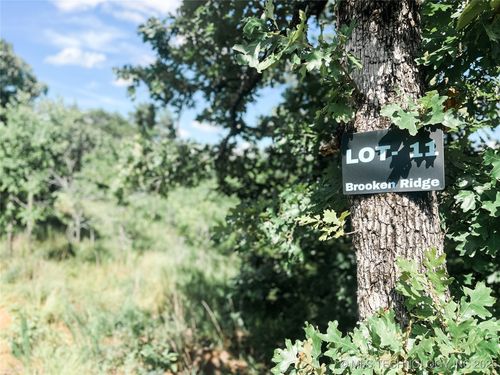 11 Chardonnay Lane, Stigler, OK, 74462 | Card Image