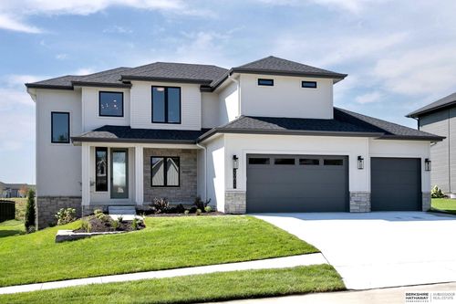 20617 Hartman Ave, Elkhorn, NE, 68022-5327 | Card Image