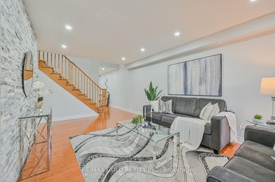 3 Sedgegrass Way, House other with 3 bedrooms, 5 bathrooms and 5 parking in Brampton ON | Image 2