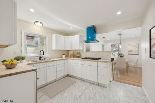 154 N Maple Ave, East Orange, NJ, 07017-4461 | Card Image