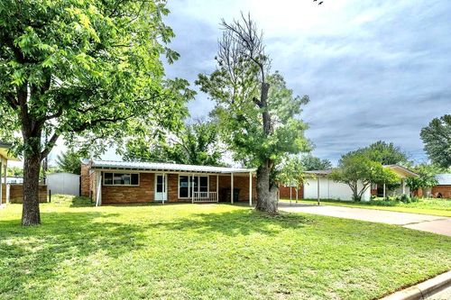 30 Clare Dr, San Angelo, TX, 76904-4936 | Card Image