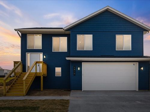 3111 Ginkgo Lane, Muscatine, IA, 52761 | Card Image