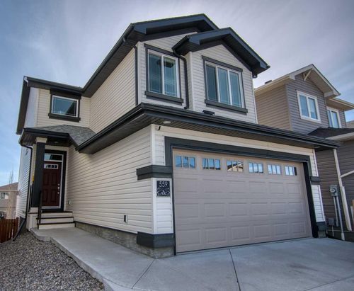 559 Moonlight Lane W, Lethbridge, AB, T1J5M1 | Card Image
