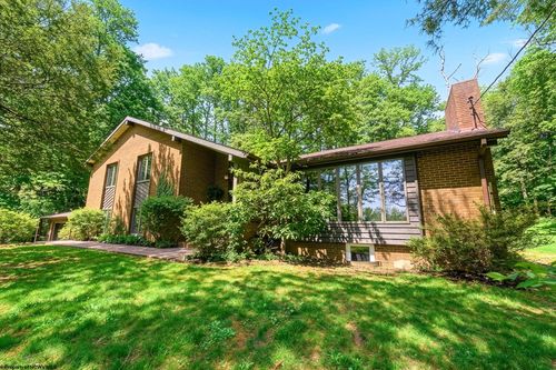 606 Poplar Woods Drive, Morgantown, WV, 26505 | Card Image