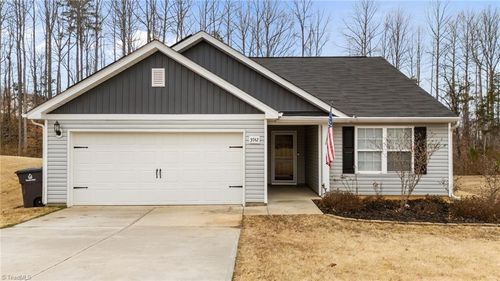 3742 Muddy Creek Ct, Winston-Salem, NC, 27107-6489 | Card Image