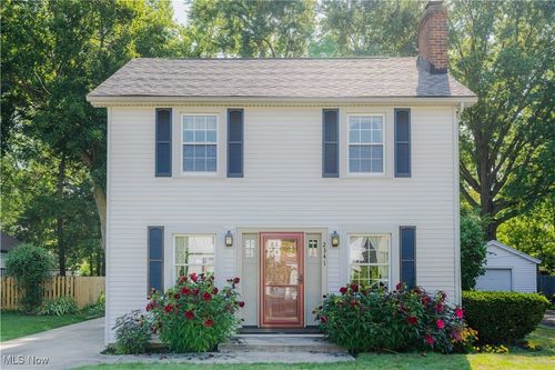 2341 19th St, Cuyahoga Falls, OH, 44223-1538 | Card Image