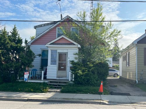 34 Trueman St, Brampton, ON, L6W3B3 | Card Image