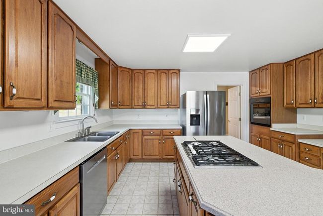 360 Lazy River East Rd, House other with 4 bedrooms, 5 bathrooms and null parking in Luray VA | Image 17